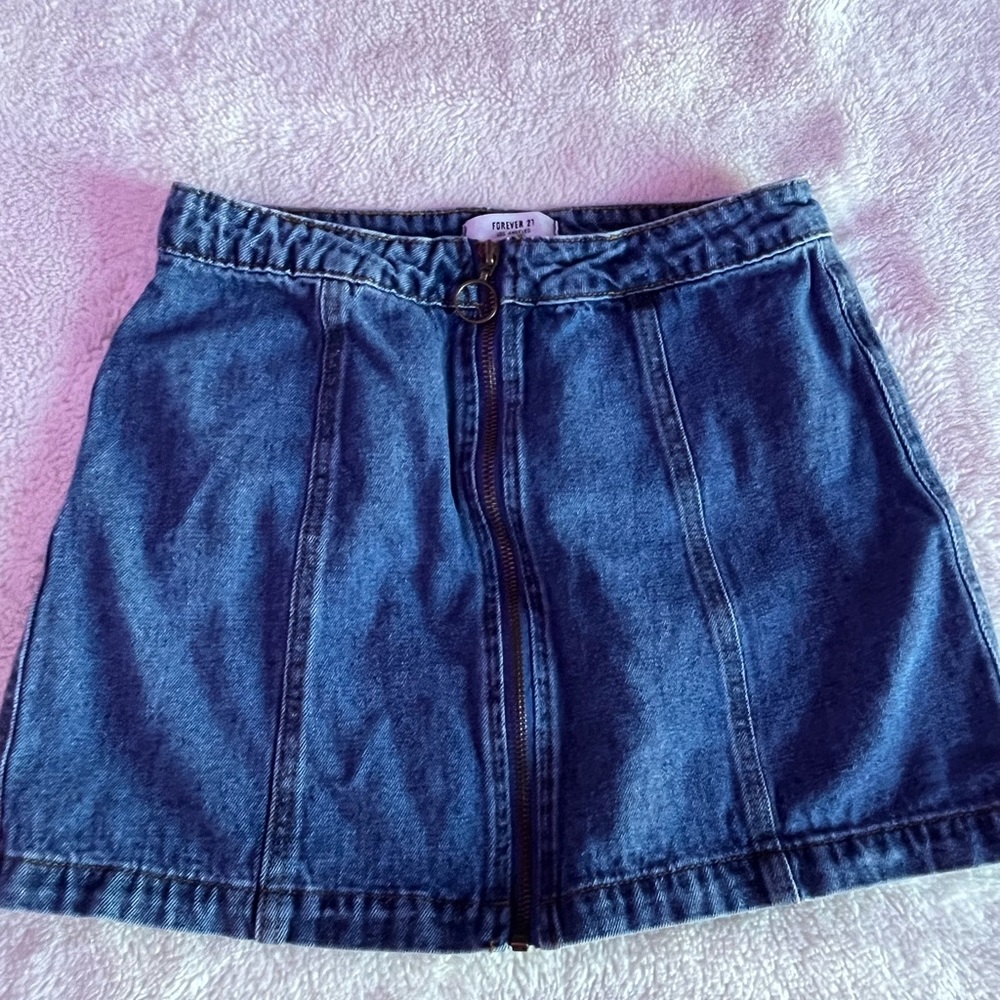 Forever21 Jean skirt with zipper